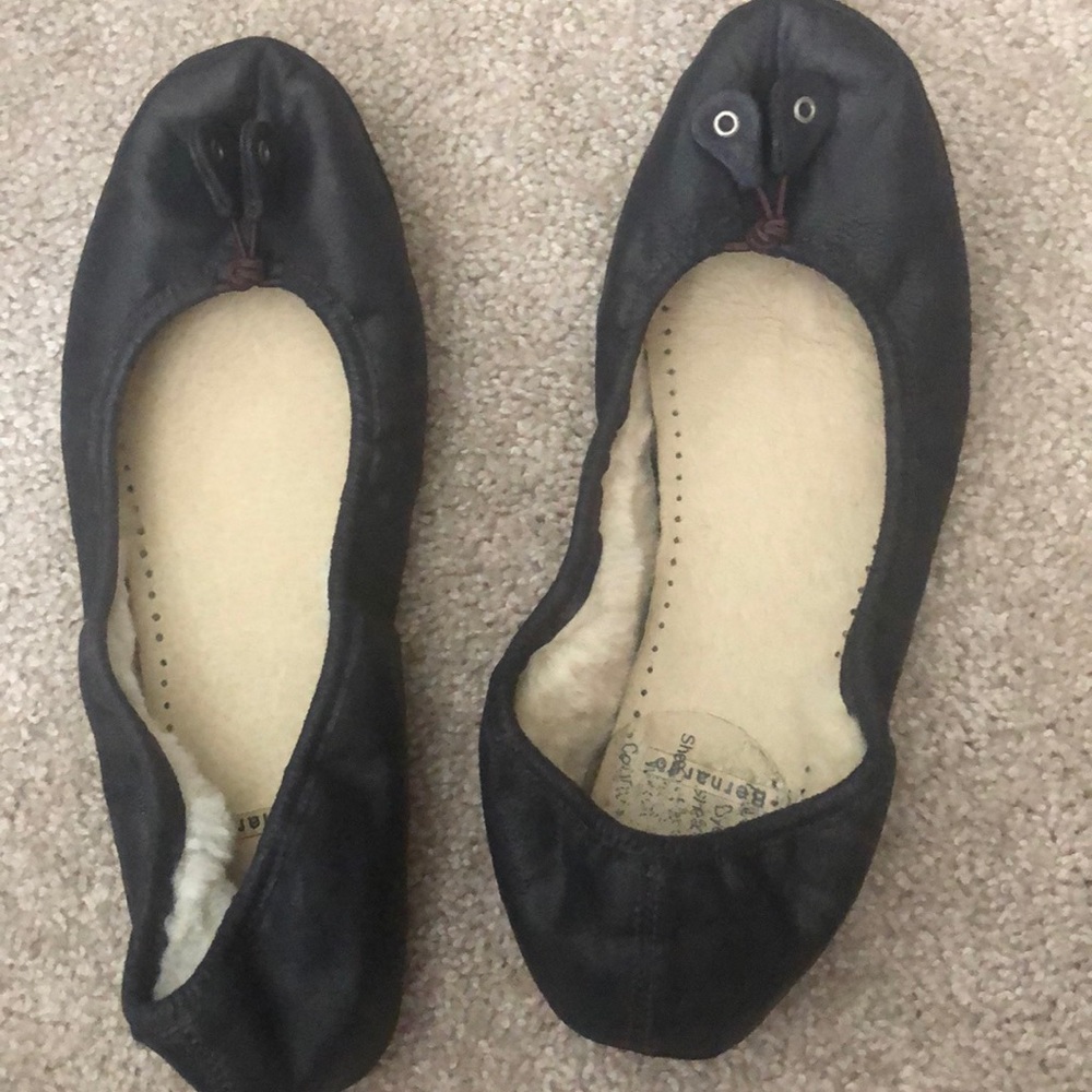 Super cute and comfy flats